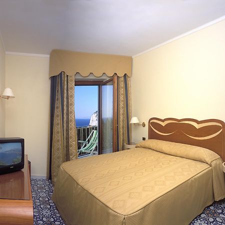 Hotel Albatros Piano di Sorrento Camera foto