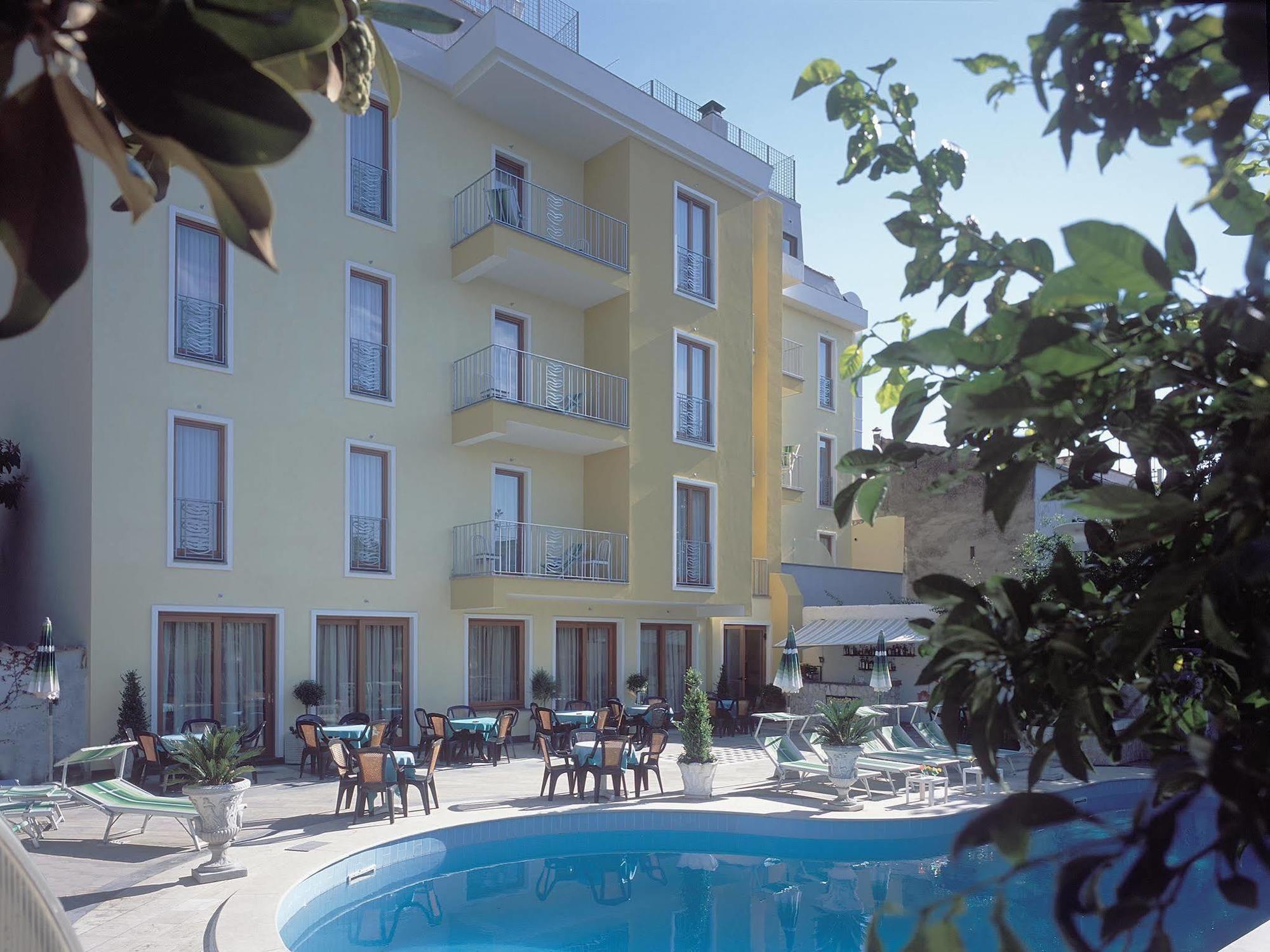 Hotel Albatros Piano di Sorrento Esterno foto
